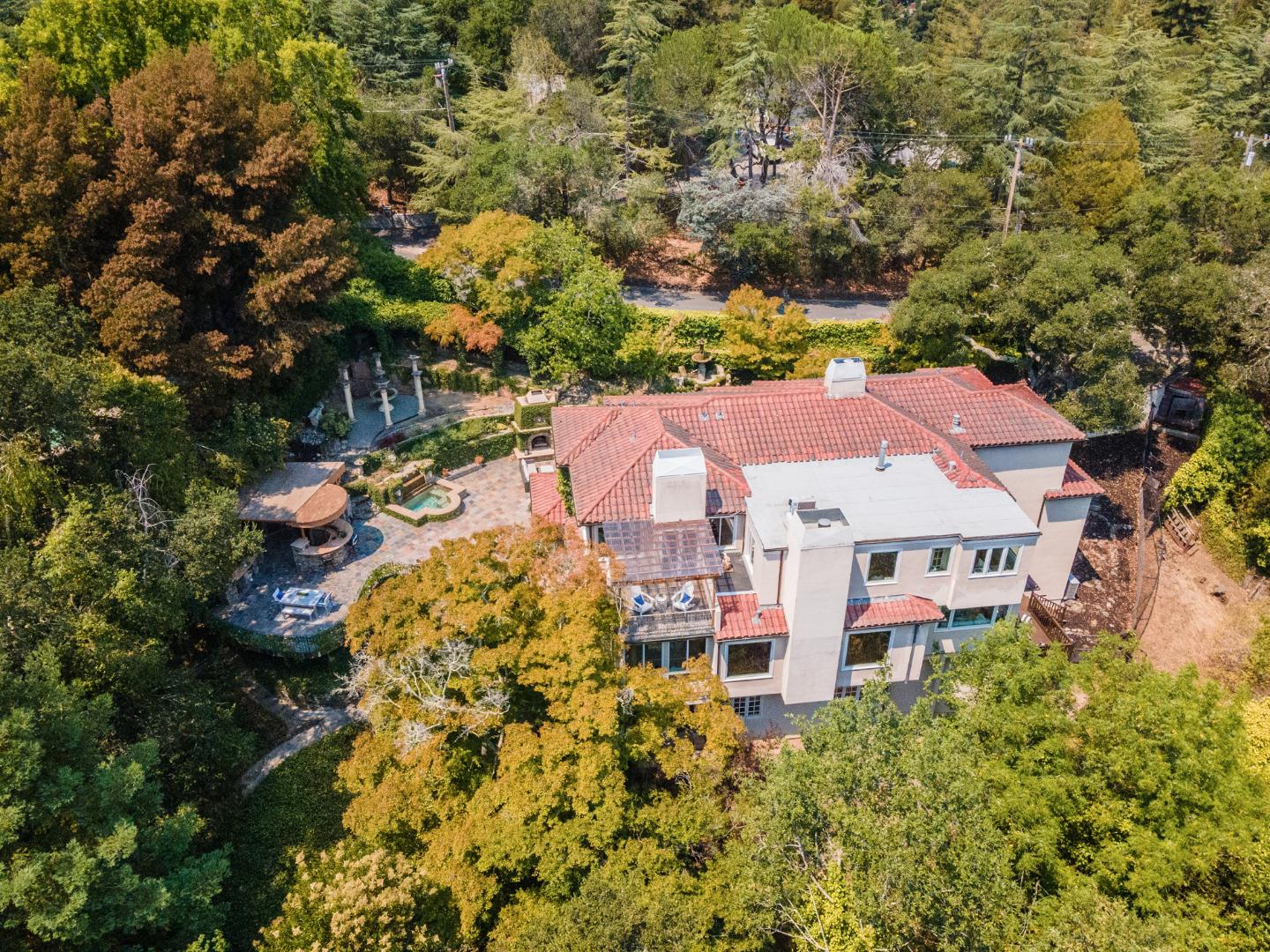843 Chiltern Road Hillsborough, CA 94010 - Photo 90 of 94