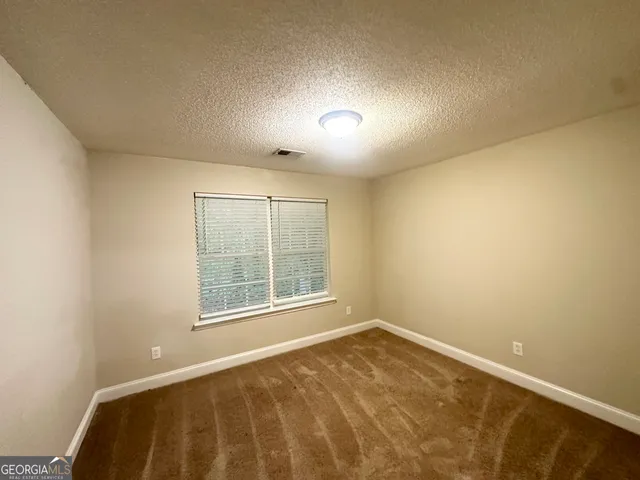 $262,000 | 221 Courthouse Park Drive, Temple, GA 30179