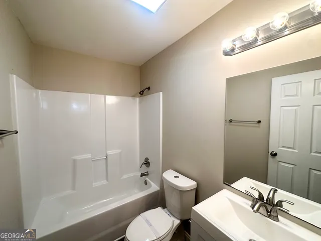 $262,000 | 221 Courthouse Park Drive, Temple, GA 30179