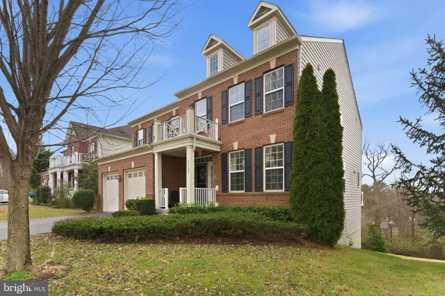 $5,495 | 6526 Wayside Place, Alexandria, VA 22310