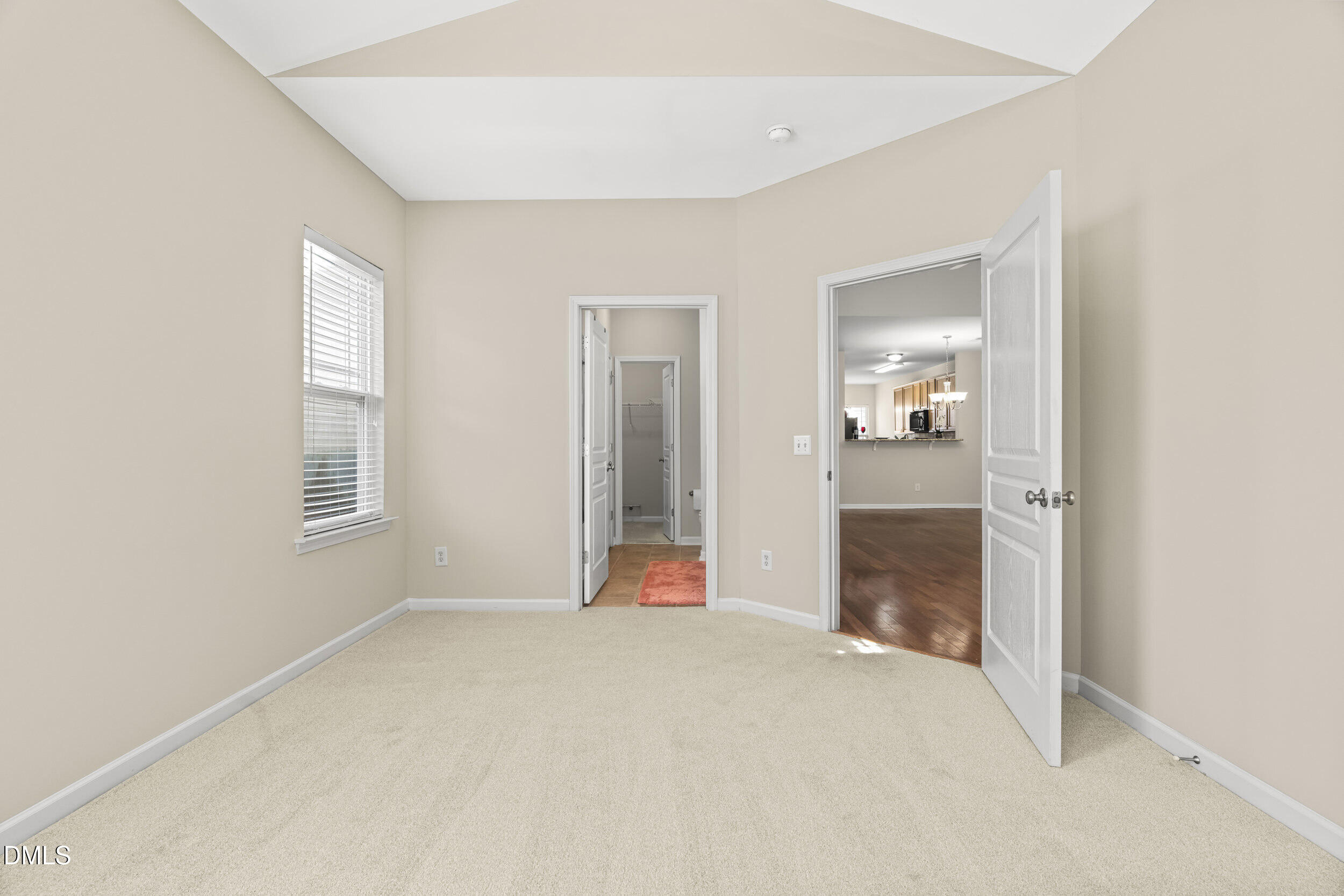 2513 Asher View Court Raleigh, NC 27606 - Photo 15 of 40 1st Floor Master