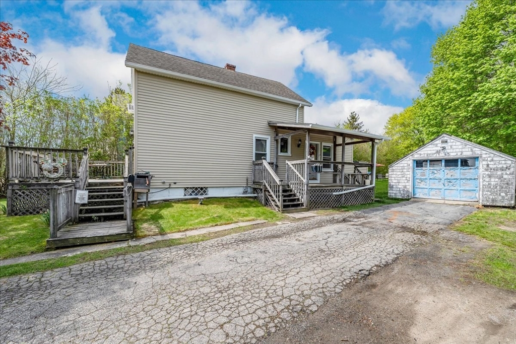 1241 Riverside Avenue Somerset, MA 02726 - Photo 3 of 42 Gallery Image 3