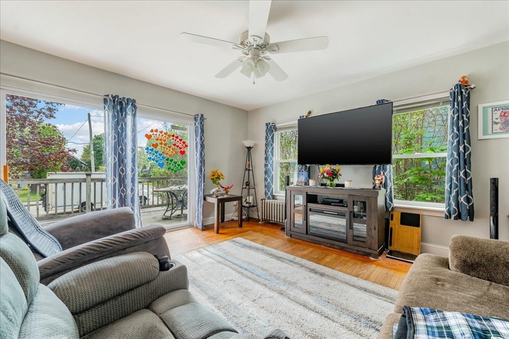1241 Riverside Avenue Somerset, MA 02726 - Photo 5 of 42 Gallery Image 5