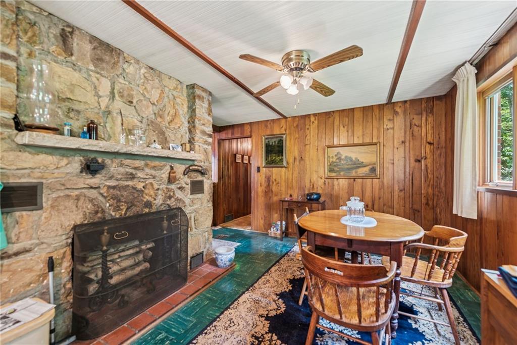 409 Valencia Road Mars, PA 16046 - Photo 8 of 28