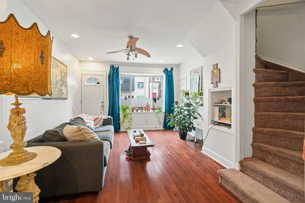 $2,700 | 1224 East Columbia Avenue, Philadelphia, PA 19125