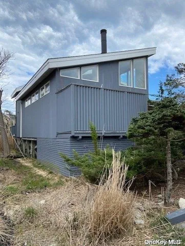 $8,000 | 736 Ocean Breeze Walk, Ocean Beach, NY 11770