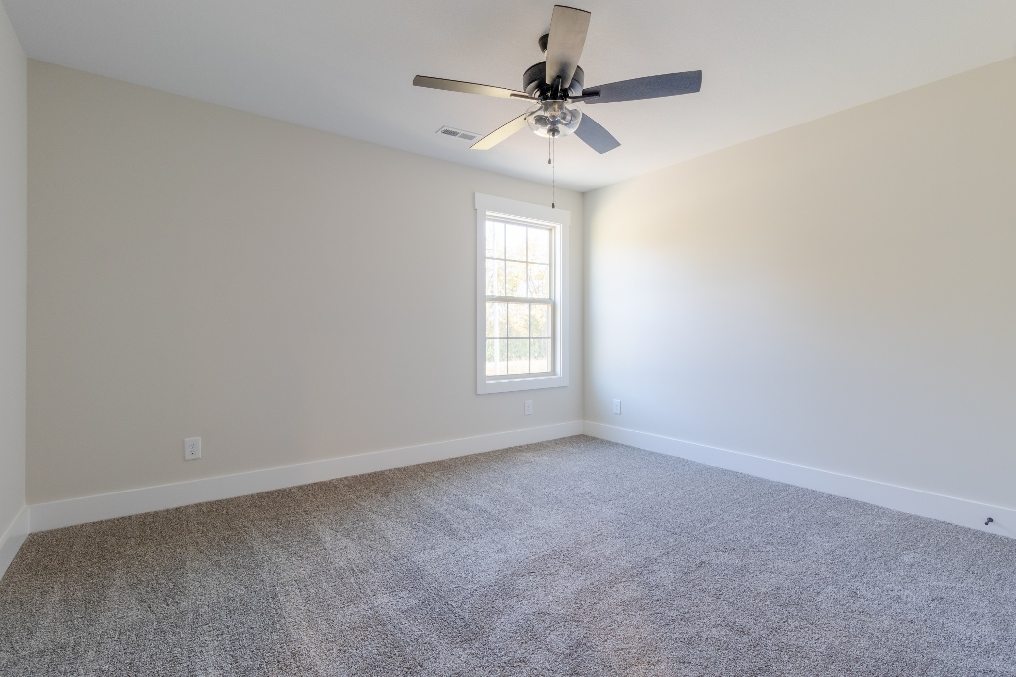 846 Limestone Way Clarksville, TN 37043 - Photo 19 of 30 a view of an empty room with a window