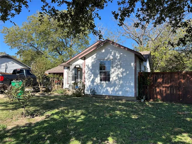 $170,000 | 5629 Madge Place, Haltom City, TX 76117