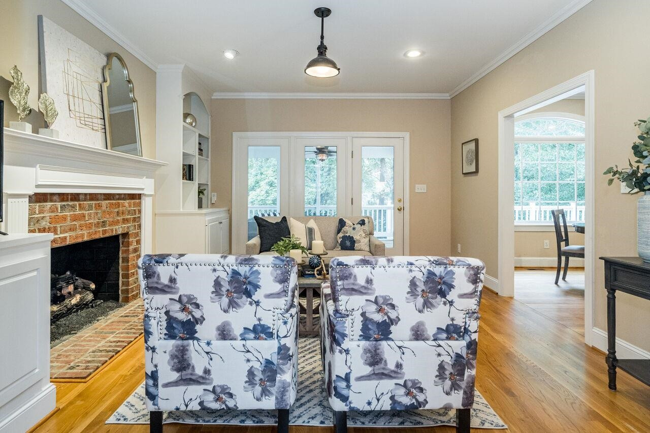 633 Sarah Lawrence Court Raleigh, NC 27609 - Photo 4 of 30 Photo 4