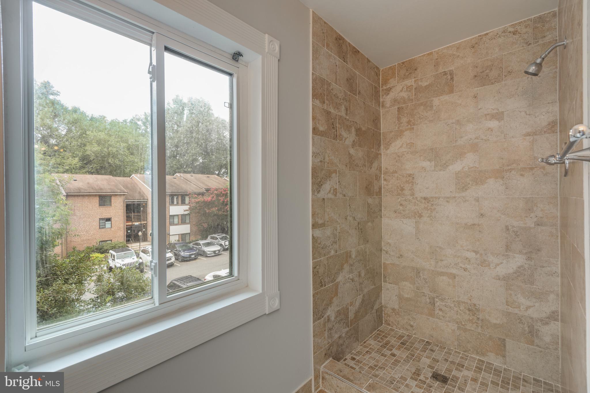 1404 Northgate Square, Unit 21C Reston, VA 20190 - Photo 25 of 32 Bathroom