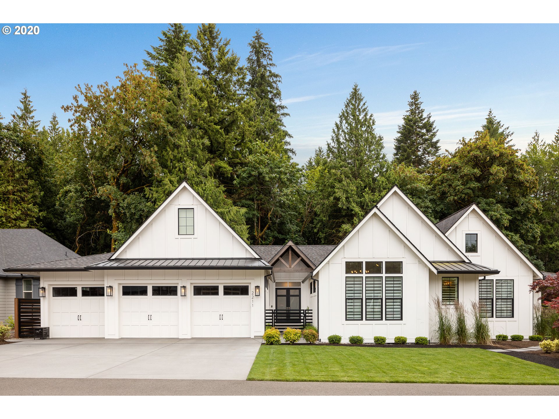 2211 Northeast 169th Circle Ridgefield, WA 98642 - Photo 1 of 32 Gallery Image 1