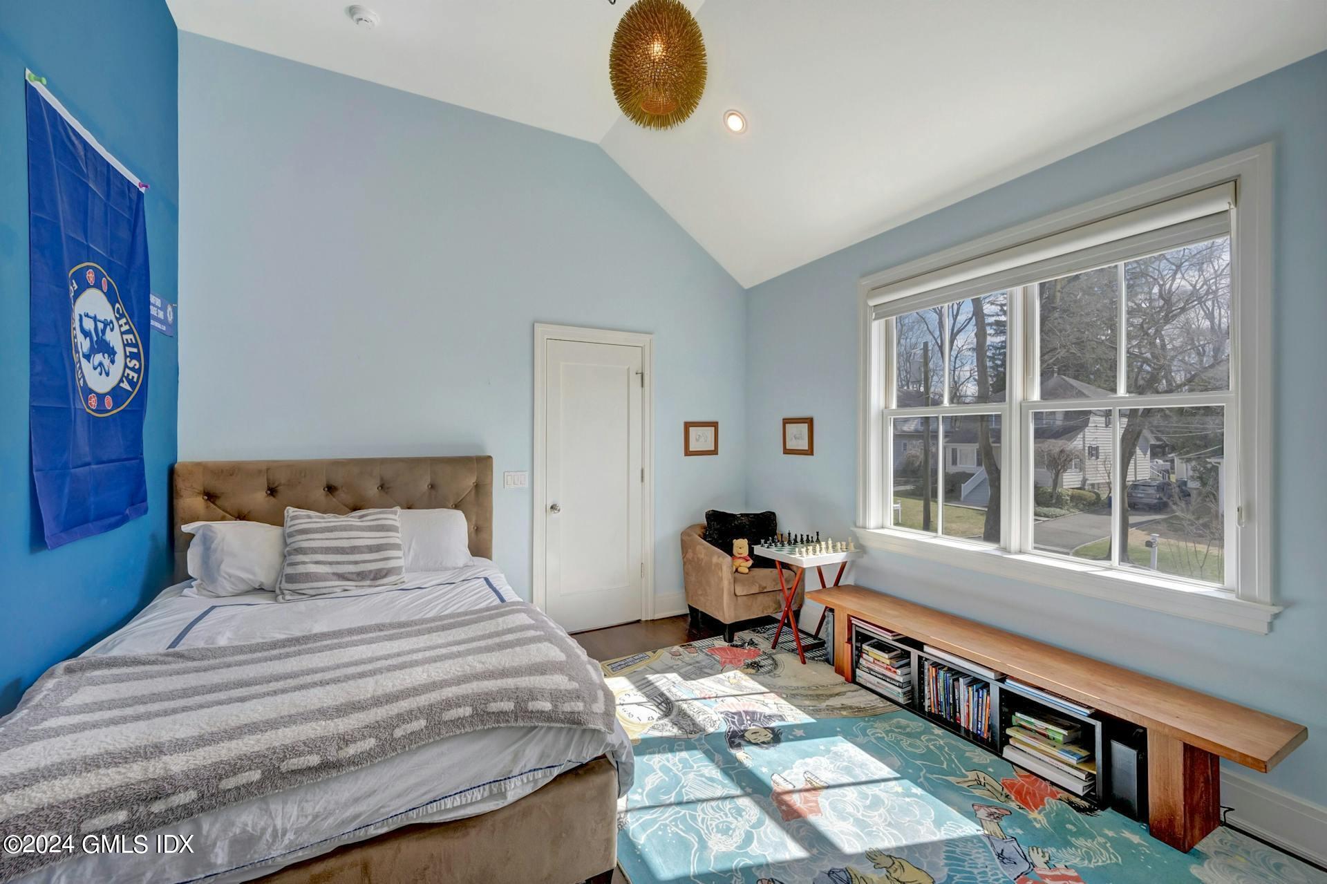 11 Meyer Place Riverside, CT 06878 - Photo 19 of 38 a bedroom with furniture and a window