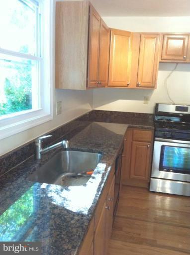 3142 Cofer Road Falls Church, VA 22042 - Photo 6 of 17 Kitchen #2