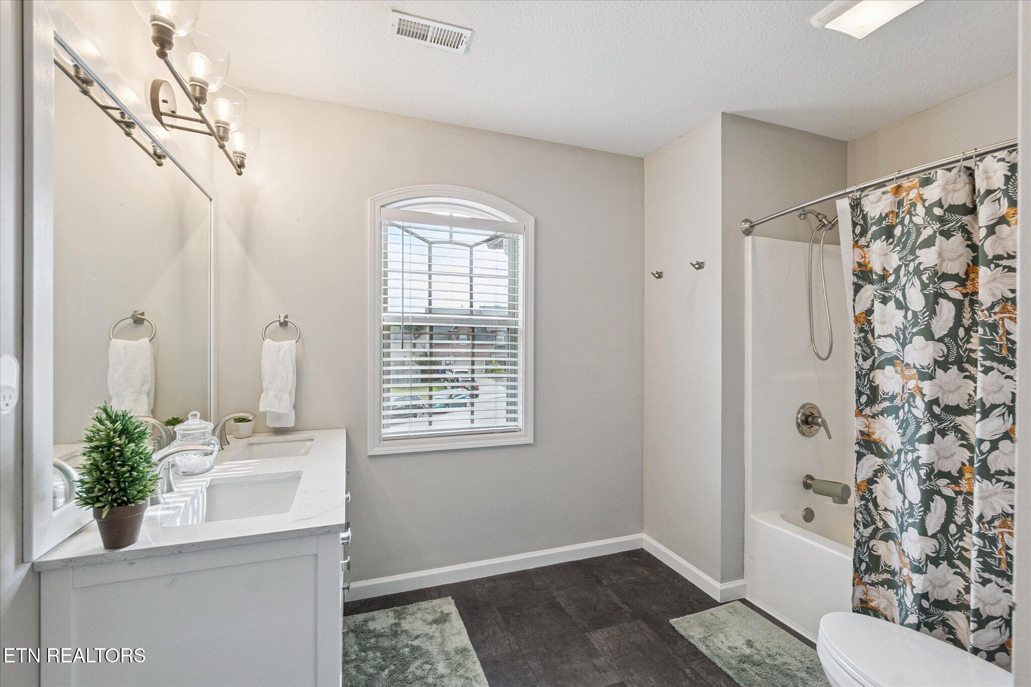 11606 Edison Road Knoxville, TN 37932 - Photo 17 of 23 12-DSC06105
