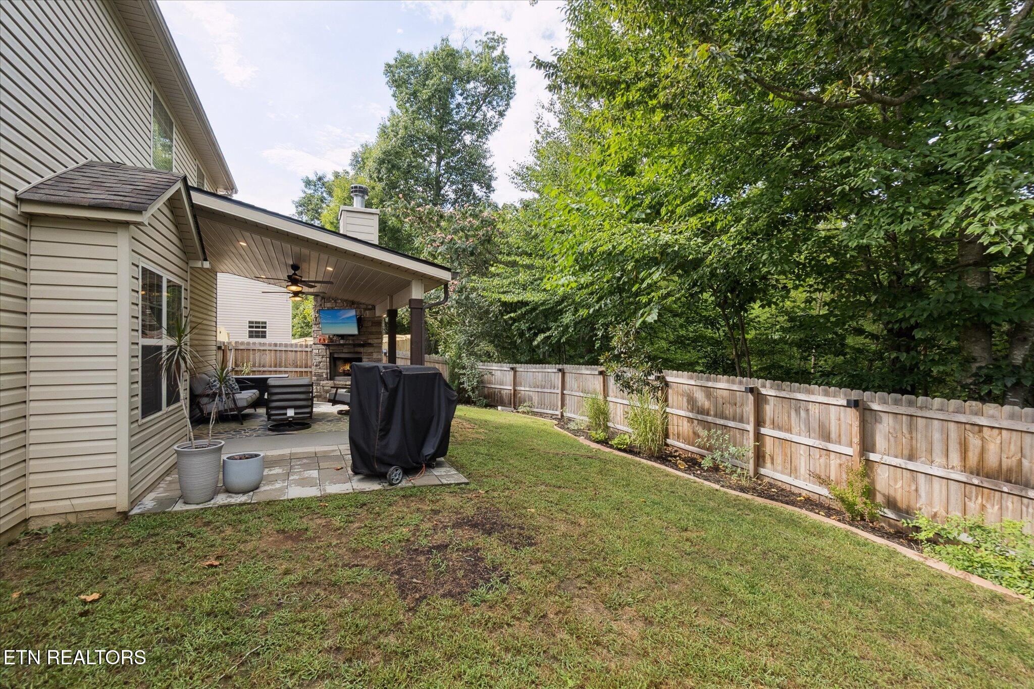 11606 Edison Road Knoxville, TN 37932 - Photo 3 of 23 02-DSC06100