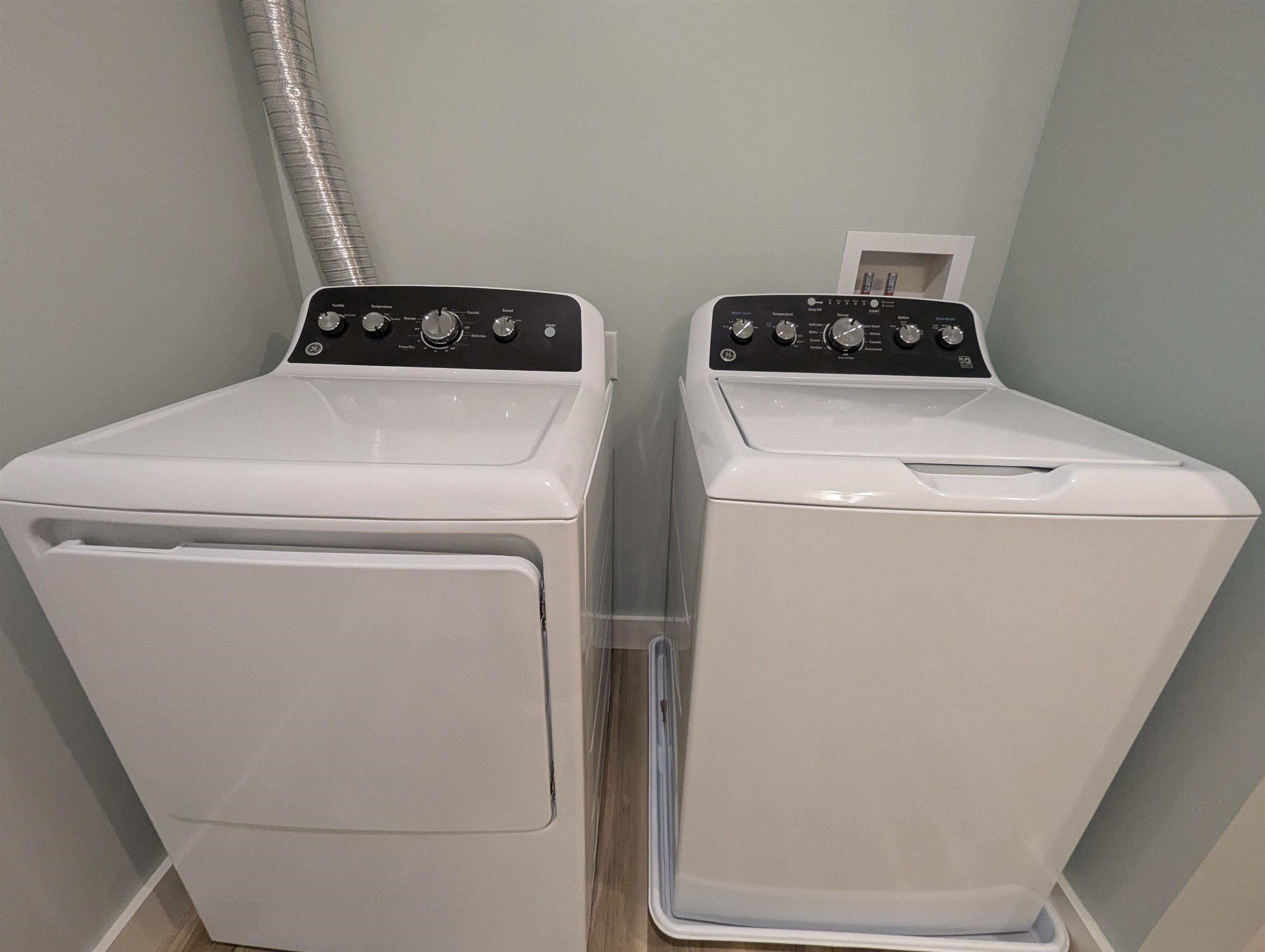 22 South Main Street, Unit 202 Rochester, NH 03867 - Photo 13 of 35