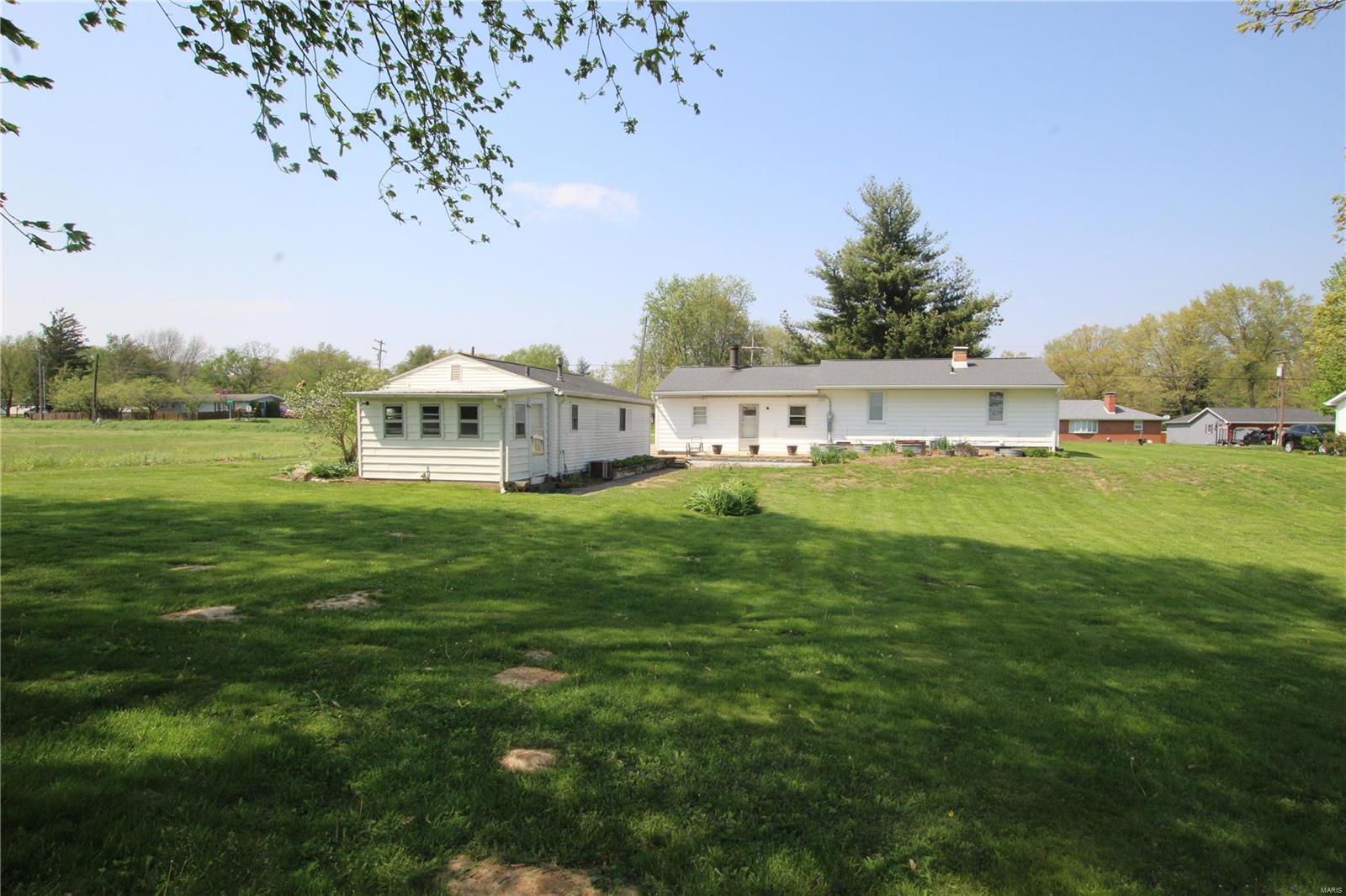6760 Mechanicsburg Road Springfield, IL 62712 - Photo 3 of 19