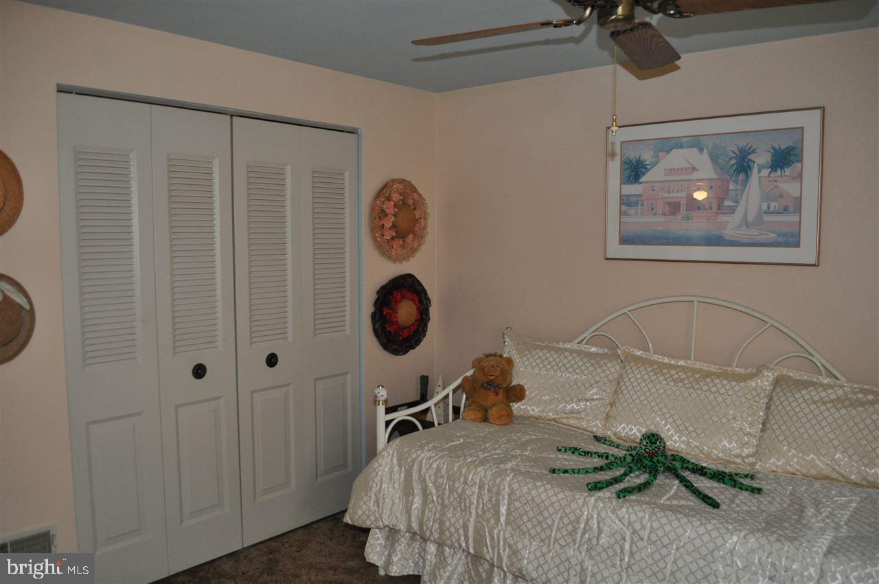 2421 Heather Road York, PA 17408 - Photo 10 of 30 Gallery Image 10