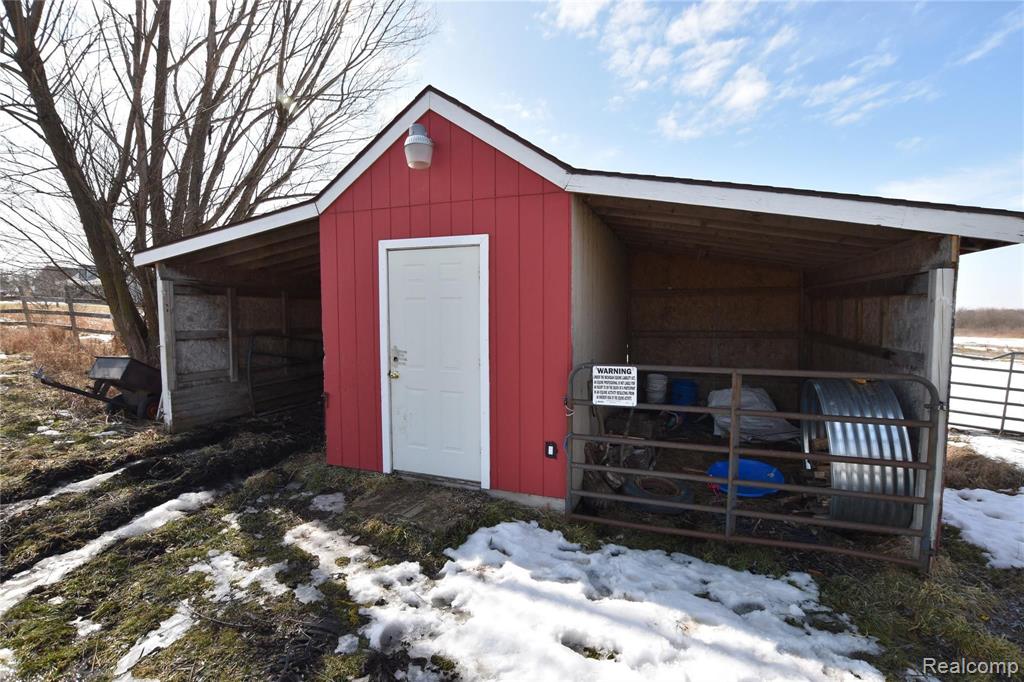 9160 Sharp Road Swartz Creek, MI 48473 - Photo 24 of 34