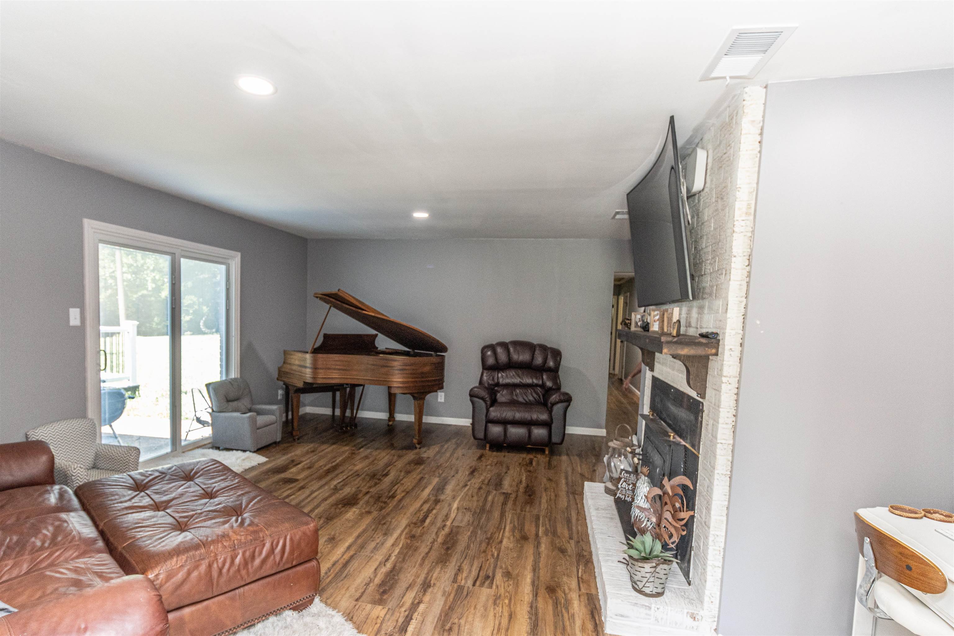 7123 Beauty Hill Road Adamsville, TN 38310 - Photo 8 of 25 Gallery Image 8