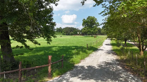 $749,000 | 4952 Fm 3091, Madisonville, TX 77864