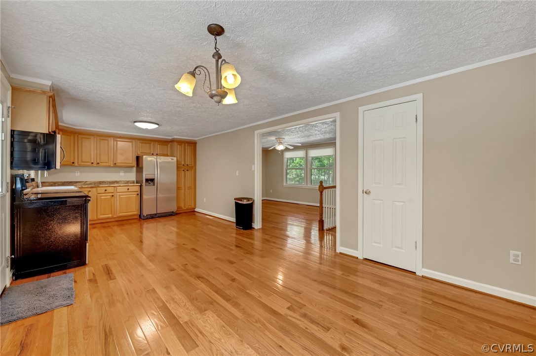 2451 Sledd Road Powhatan, VA 23139 - Photo 6 of 26 Gallery Image 6