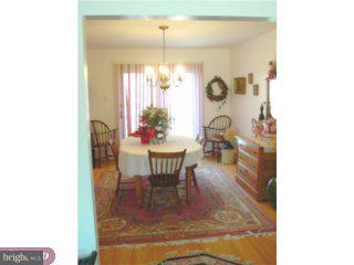 673 Paddock Road Havertown, PA 19083 - Photo 3 of 6