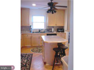 673 Paddock Road Havertown, PA 19083 - Photo 4 of 6