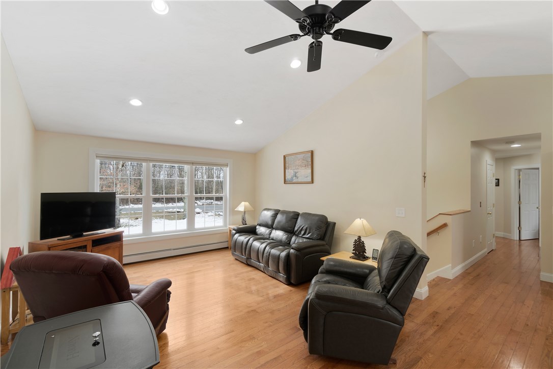 248 North Road Hopkinton, RI 02833 - Photo 8 of 28