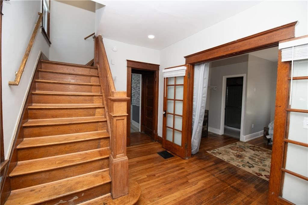 84 Ellicott Street Rochester, NY 14619 - Photo 5 of 41