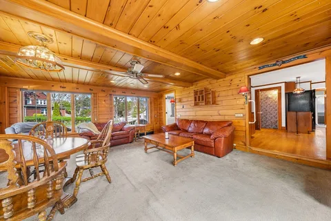 $950,000 | 293 Florence Road, Waltham, MA 02453