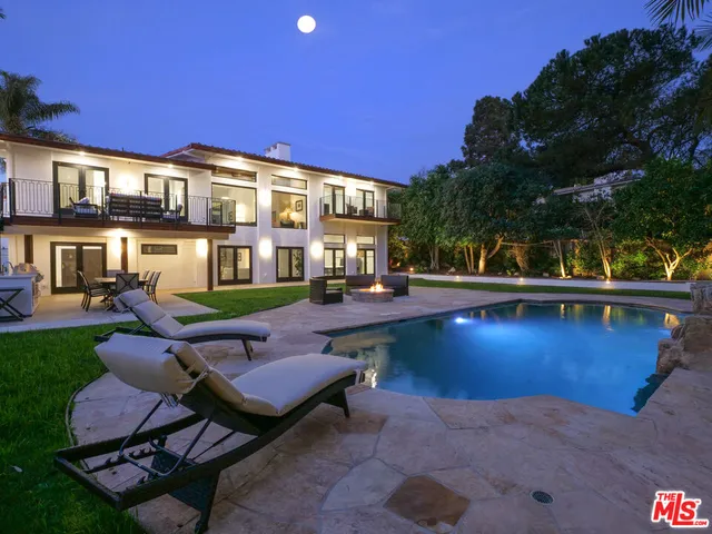 $6,388,000 | 1325 Vía Gabriel, Palos Verdes Estates, CA 90274