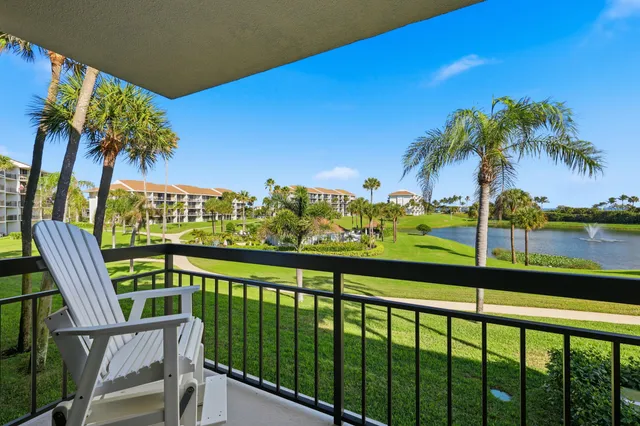 $739,000 | 501 South Seas Drive, Unit 203, Jupiter, FL 33477
