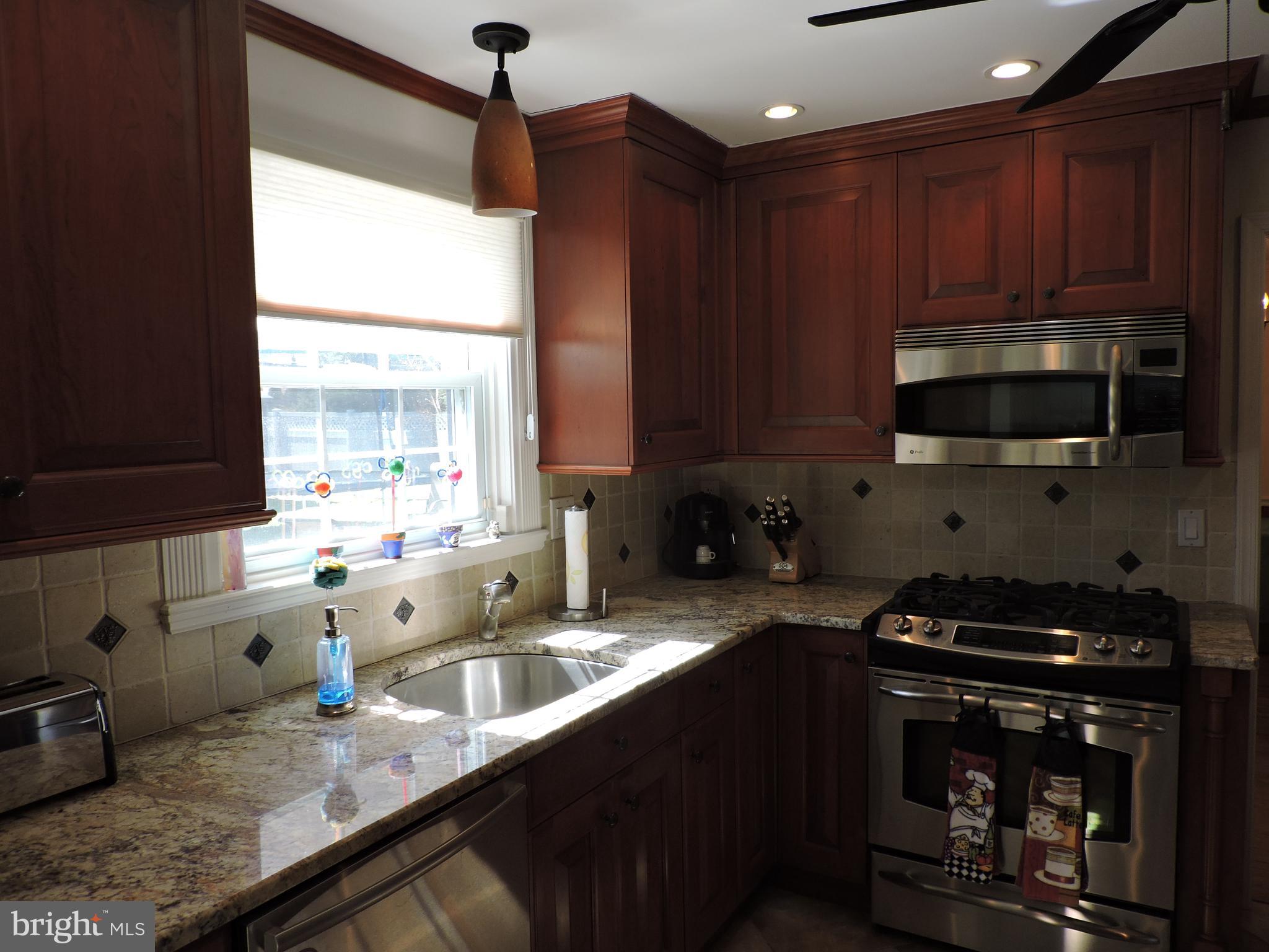 17 Curtis Road Springfield, PA 19064 - Photo 8 of 21