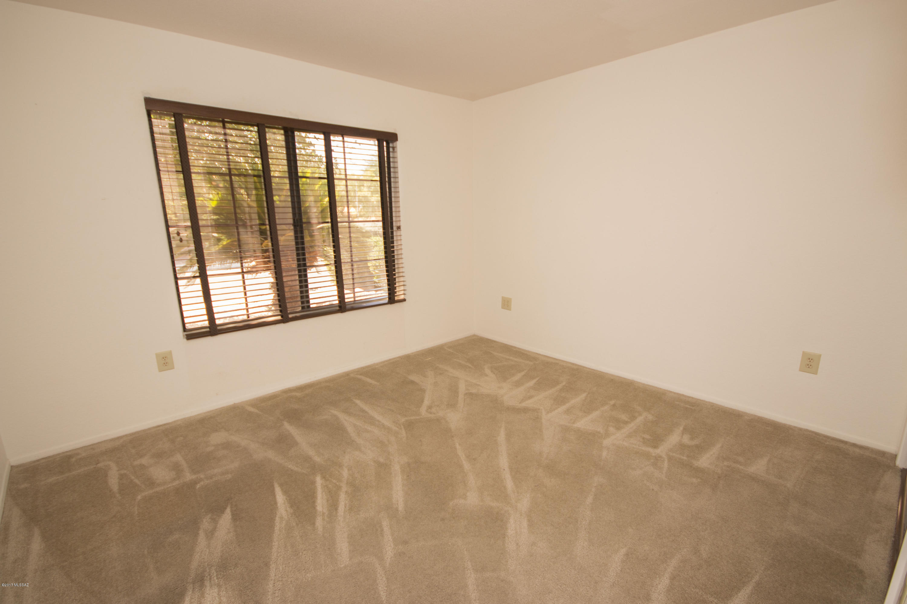 945 East Rising Sun Drive Oro Valley, AZ 85755 - Photo 19 of 24