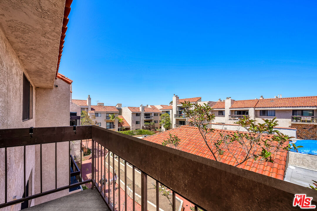 8180 Manitoba Street, Unit 354 Playa del Rey, CA 90293 - Photo 22 of 29