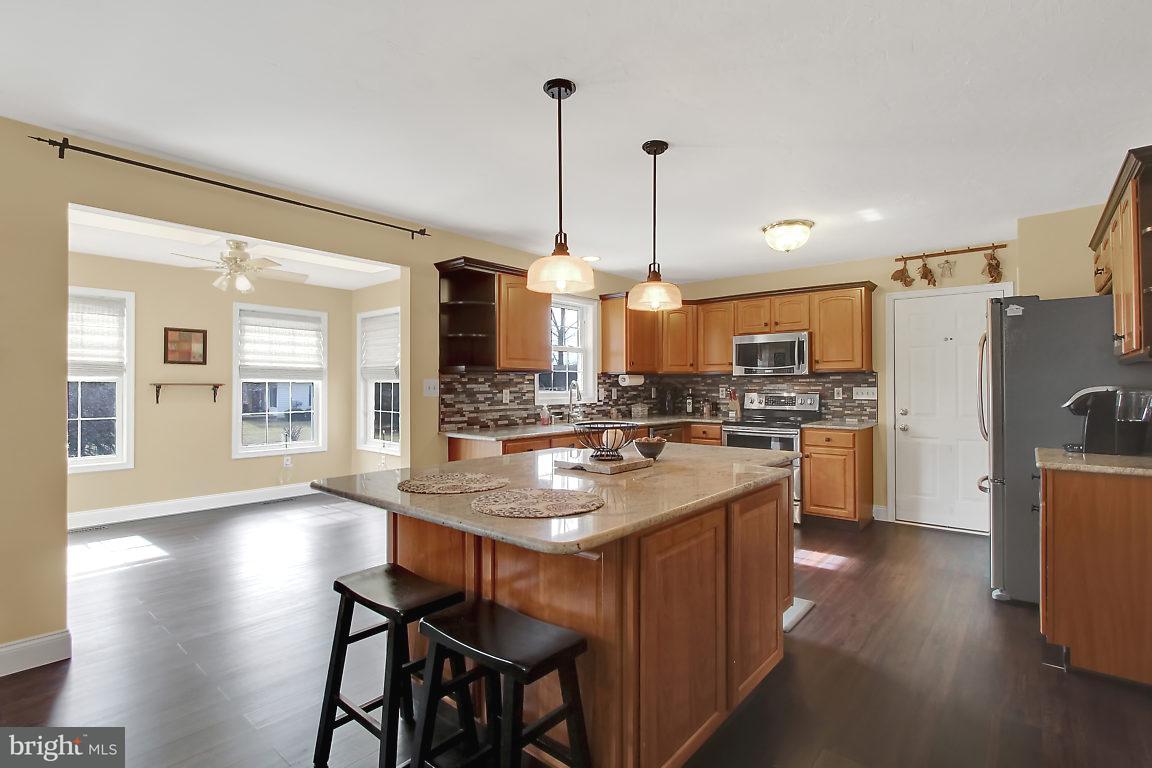 1741 Sorrel Ridge Road New Freedom, PA 17349 - Photo 4 of 39