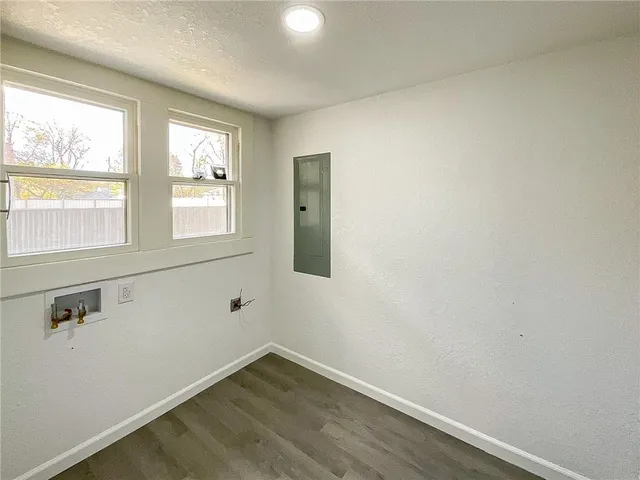 $155,000 | 1935 East 7th Street, Sedalia, MO 65301