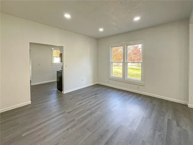 $155,000 | 1935 East 7th Street, Sedalia, MO 65301