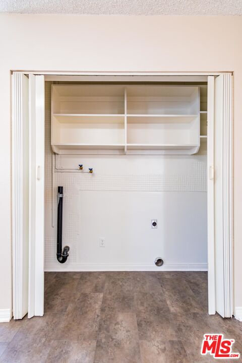 3865 Edenhurst Avenue Los Angeles, CA 90039 - Photo 17 of 22 a view of an empty room