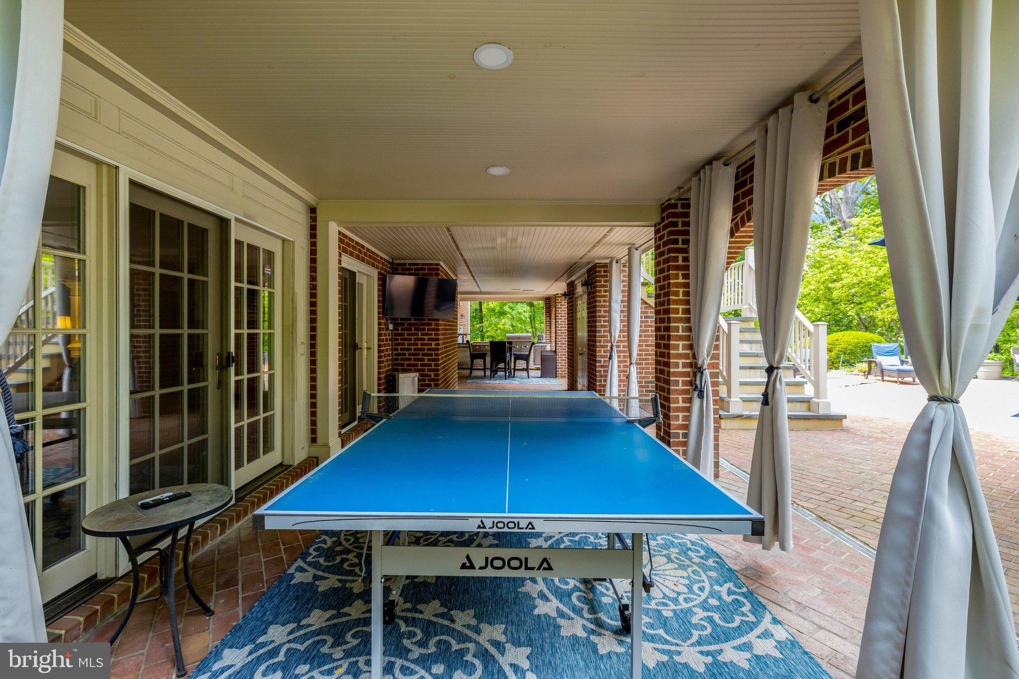 105 Interpromontory Road Great Falls, VA 22066 - Photo 56 of 76