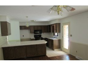 5017 Boss Road Kingsport, TN 37664 - Photo 8 of 11 Photo 8