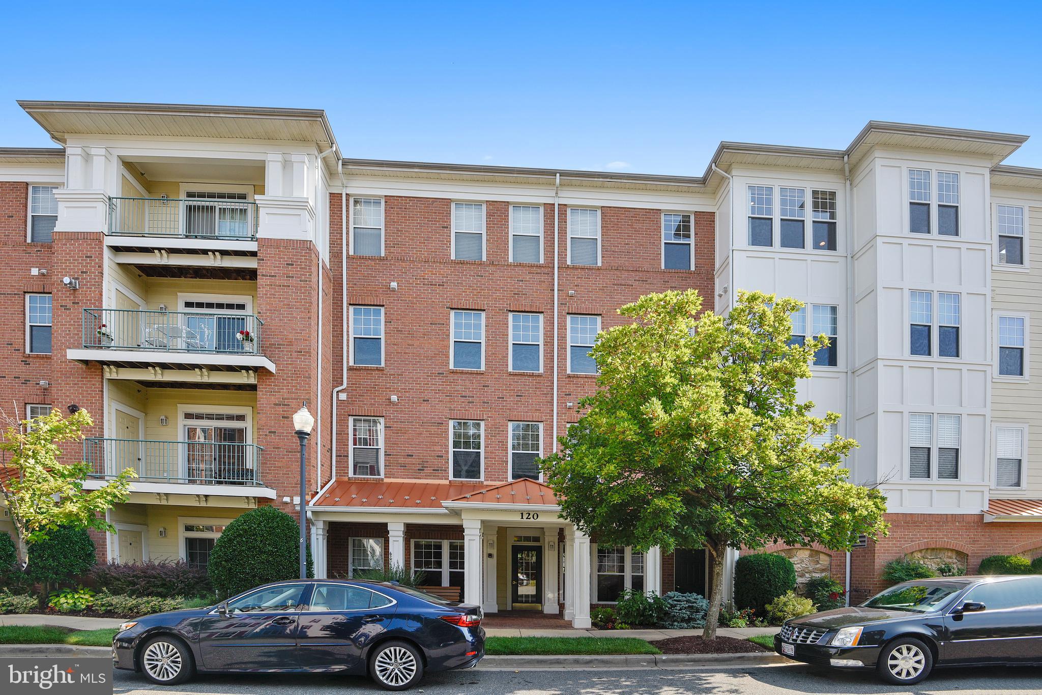 120 Chevy Chase Street, Unit 405 Gaithersburg, MD 20878 - Photo 2 of 34 Exterior