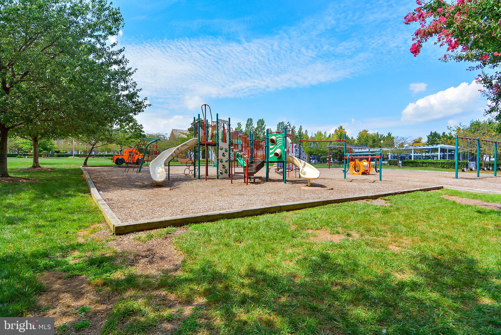 120 Chevy Chase Street, Unit 405 Gaithersburg, MD 20878 - Photo 33 of 34 Kentlands Playgrounds