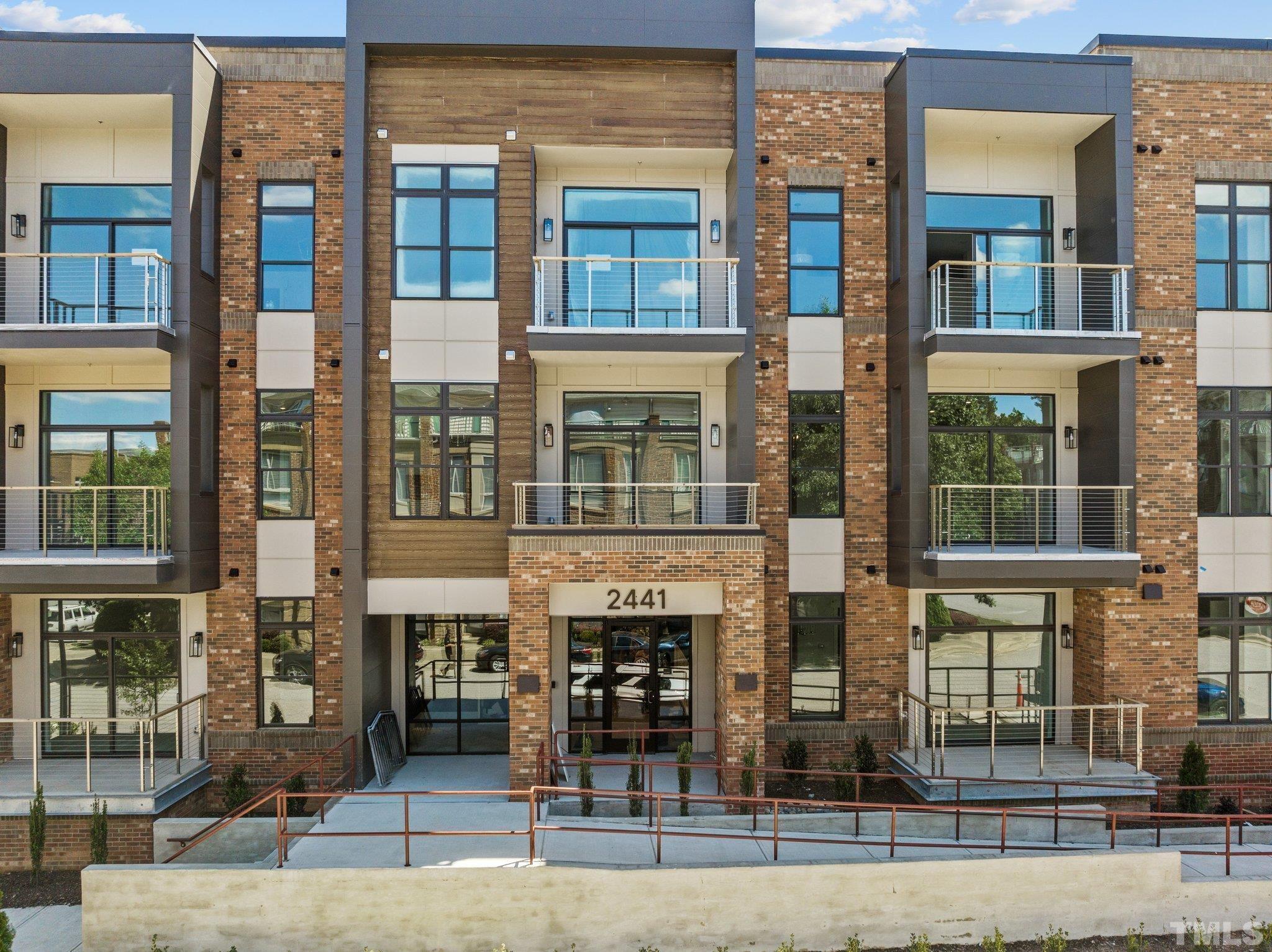 2441 Campus Shore Drive, Unit 109A Raleigh, NC 27606 - Photo 20 of 48 Photo #32