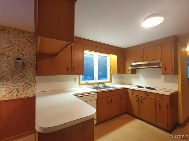 $295,000 | 4750 Schurr Road, Clarence, NY 14031