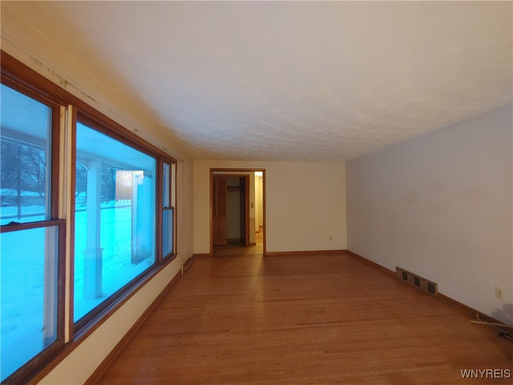 4750 Schurr Road Clarence, NY 14031 - Photo 20 of 36