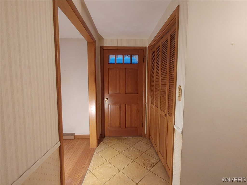 4750 Schurr Road Clarence, NY 14031 - Photo 21 of 36 Front Door Entrance