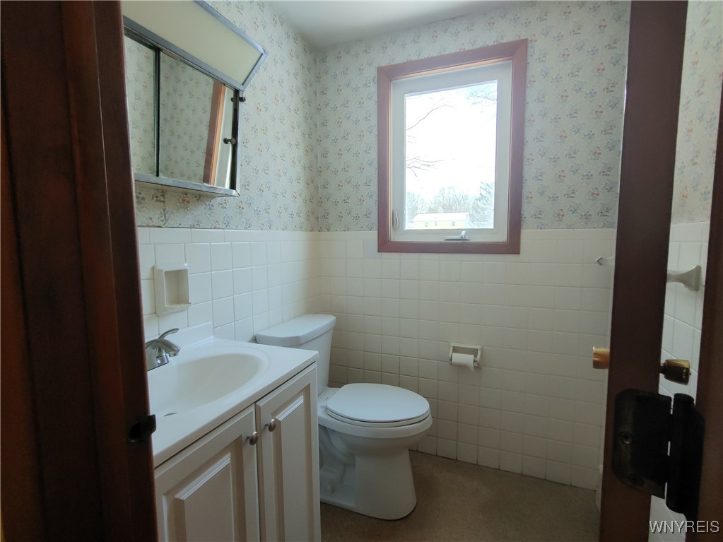 4750 Schurr Road Clarence, NY 14031 - Photo 6 of 36