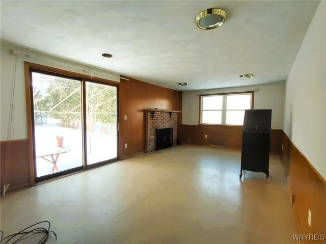 $295,000 | 4750 Schurr Road, Clarence, NY 14031